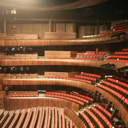 Botanical Bliss In Oslo! アパート